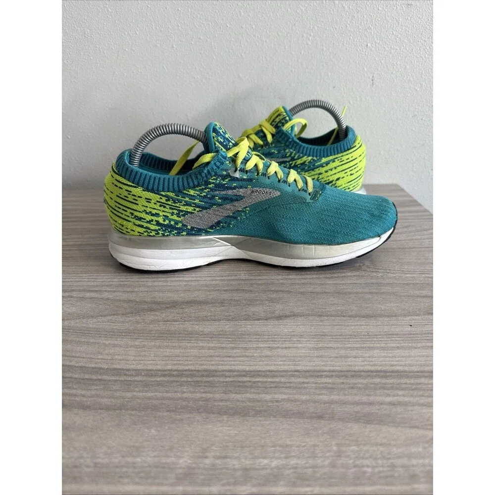 brooks ricochet